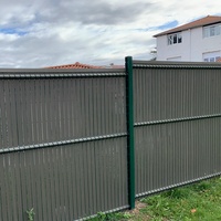 Panel de Malla de Alambre Curvada Triangular 3D, Bajo Mantenimiento, 50mm de Altura, 60mm de Tamaño de Poste, Valla de Seguridad para Entrada de Vehículos, Patio, Rancho