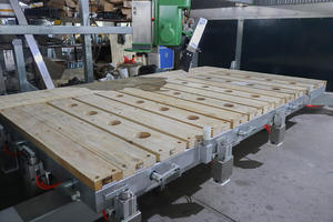 Scie à pont durable à 5 axes conçue pour le traitement continu du marbre industriel avec des besoins de maintenance réduits - Product Image 3