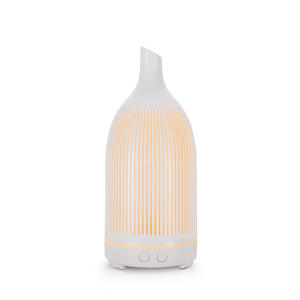 Diffuseur d'arômes à effet bois 200 ml, humidificateur avec lumière LED pour usage domestique - Product Image 5