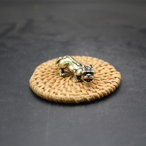 Brass Pixiu Figurine <b>Small</b> Vintage Feng Shui Desk <b>Ornament</b> For Office Study Decor - Product Image 1