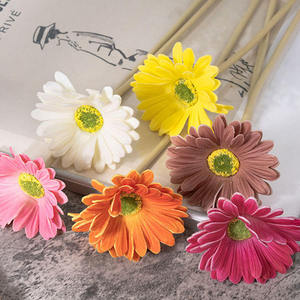 Alta calidad PU Gerbera Artificial Real Touch Flower Wedding Table Center Piece para Navidad y regalos del Día de San Valentín - Product Image 4