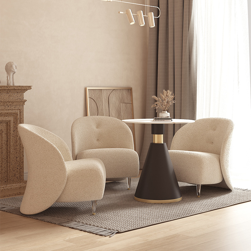 Sofás, 3 mesas de la suerte.