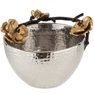 Tazón con acabado negro de forma redonda de Metal de aluminio y acero, hermoso diseño de flores, tazón decorativo moderno - Product Image 2