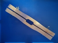 Pince de bondage scrotale en bois, pince de stimulation testiculaire, étireur de testicules, fixation scrotale, jouets sexuels pour esclave masculin en position genouillée