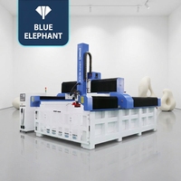 Routeur CNC 4 axes à vente rapide ATC 1530 pour gravure sur mousse EPS et bois, avec 8 outils, système ATC linéaire Syntec, à vendre