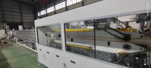 Thâm Quyến hypet 20 110 hai đầu chế<span class=keywords><strong>t</strong></span> dây chuyền sản xuấ<span class=keywords><strong>t</strong></span> ống nhựa PVC/Thiế<span class=keywords><strong>t</strong></span> bị làm ống nhựa PVC/dây chuyền ép đùn ống nhựa PVC - Product Image 3