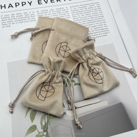 Sac à bijoux en velours flanelle beige miniature, luxueux et mignon, avec cordon en nylon, petits sacs cadeaux en velours avec logo personnalisé