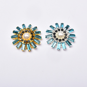 3Cm Retângulo Rodada Contas De Vidro De Cristal Botões Flatback Rhinestone Flor Broche Diy Artesanato Vestuário Decoração - Product Image 4