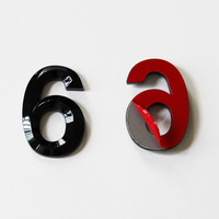 Custom Chrome 3D Car Letters Grill Emblem Auto Emblemas con adhesivo como Auto Trofeos Medallas y placas