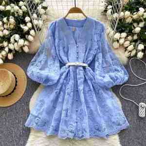Vestido midi casual de mujer con cuello en V, corte A, manga farol, cintura imperio, tejido sólido, ecológico, transpirable, lavable y dulce para primavera. - Product Image 1