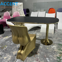 Bureau ODM asymétrique en PRV, table de bureau de luxe plaquée or, chaise sculpturale, table de salle à manger moderne pour villa