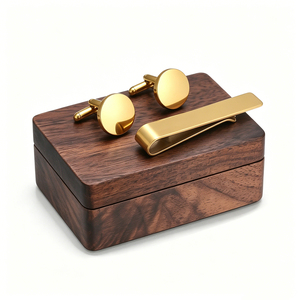 Juego <span class=keywords><strong>de</strong></span> Gemelos y Pasador <span class=keywords><strong>de</strong></span> Corbata <span class=keywords><strong>de</strong></span> Acero Inoxidable Personalizados - Caja <span class=keywords><strong>de</strong></span> Madera Grabada a Medida, Regalo <span class=keywords><strong>de</strong></span> Boda para Novio, Esposo, <span class=keywords><strong>Padre</strong></span>, <span class=keywords><strong>Hijo</strong></span> - Product Image 3