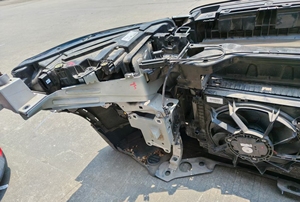 Pièce d'origine d'occasion pour <span class=keywords><strong>Volvo</strong></span> <span class=keywords><strong>XC40</strong></span>, ensemble de pare-chocs avant, 2018-2024 - Product Image 4