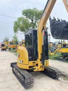 Excavadora Mini Caterpillar Cat 303.5 de 3 Toneladas de Segunda Mano para Granja y Jardín - Product Image 5
