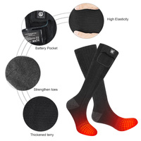 Gants et chaussettes chauffantes pour activités hivernales en extérieur, emballées dans une boîte élégante, idéales pour le snowboard, en stock en Pologne.