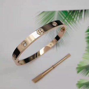 Elegant 18K Gold Plated Stainless Steel Screwdriver Bracelet for <b>Men</b> Rustproof Waterproof Jewelry for Women Fashionable <b>Bangles</b> - Product Image 6