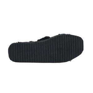 <span class=keywords><strong>Pantofole</strong></span> in Pelliccia da Donna Autunno/Inverno, Design Semplice e Alla Moda con Catena Incrociata, Suole Morbide e Piatte, Scarpe Comode e <span class=keywords><strong>Calde</strong></span> - Product Image 6