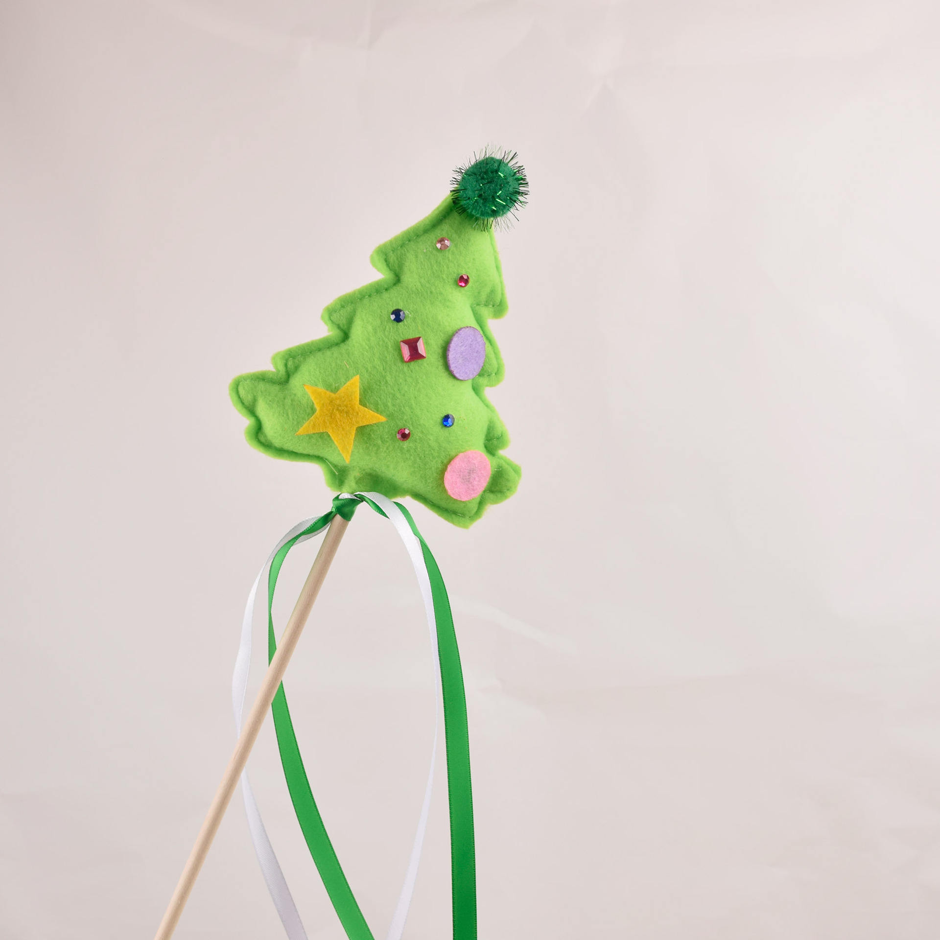 สีเขียว