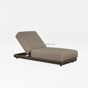 Chaise longue d'extérieur haut <span class=keywords><strong>de</strong></span> gamme avec structure en aluminium robuste et <span class=keywords><strong>coussin</strong></span> en éponge épaisse imperméable pour patio et bord <span class=keywords><strong>de</strong></span> piscine - Product Image 5