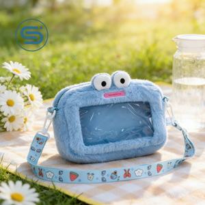 Lustiger Plüsch-Katzen-Rucksack zum Kuscheln und Tragen mit Niedlichen Outfits - Product Image 4