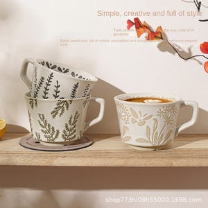 Tazza in Ceramica Porcellanata Dipinta a Mano Stile Moderno Retrò, Forma Irregolare, Alta Qualità Cromatica, 301-400ml, per Latte e Caffè con Piattino - Product Image 3