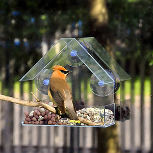Vente en gros de nichoir à toit triangulaire de haute qualité pour oiseaux sauvages Mangeoire à oiseaux en acrylique transparent avec ventouses solides - Product Image 5