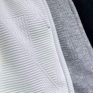 Pantalones cortos deportivos de gimnasio secos informales de verano para hombres Patrón de onda de cintura media con cordón suelto de color sólido Método de tejido no tejido - Product Image 6