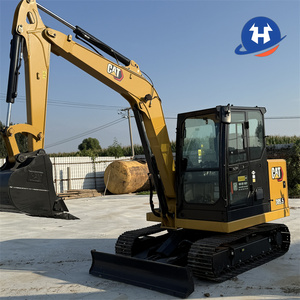 حفارة زاحفة صغيرة مستعملة طراز 305.5 موديل 2022، 5.5 طن، 32 كيلوواط، دلو 0.22 متر، تشمل المكونات الأساسية والملحقات بما في ذلك مضخة التروس - Product Image 2