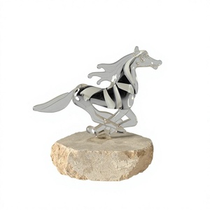 Figura de Caballo de Vidrio, Adorno Decorativo Artístico con Temática Animal, Escultura Hecha a Mano con Técnica de Fusión - Product Image 1