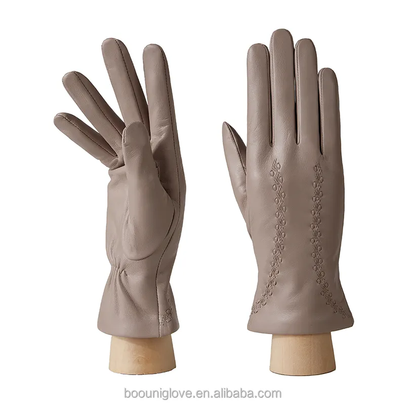 Romige Witte Kleur Modieuze Dames Driver Handschoenen Voor Winter Warm