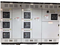 Armoire de commutation LV optimisée avec indice de protection IP68 et serrure anti-effraction pour la transmission d'énergie électrique 480V 3150A