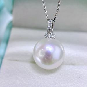 Collier pendentif en perle d'eau douce de 13-14 mm avec une forte luminosité, amincissant, grand blanc, fermoir à téton en argent 925, chaîne de clavicule - Product Image 1
