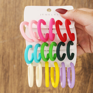 Pendientes de aro en forma de C, colores acrílicos tipo caramelo, diseño geométrico para mujer, joyería de moda - Product Image 1