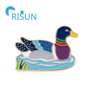 Usine en gros métal émail eau fétide épinglette étang <span class=keywords><strong>oiseaux</strong></span> canard oie broches broches personnalisé <span class=keywords><strong>Mandarin</strong></span> canard broche Badge - Product Image 6