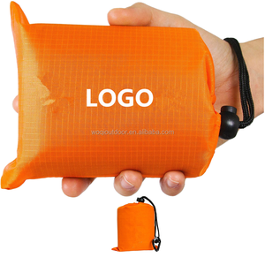 Tapis <span class=keywords><strong>de</strong></span> plage extérieur portable pliable, <span class=keywords><strong>couverture</strong></span> <span class=keywords><strong>de</strong></span> poche légère pour camping, randonnée, pique-nique, imperméable et anti-sable, <span class=keywords><strong>couverture</strong></span> <span class=keywords><strong>de</strong></span> sol - Product Image 1