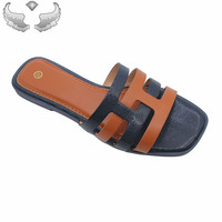 Sandales plates pour femmes de haute qualité, tendance, faible MOQ pour les essais, légères et respirantes pour l'été