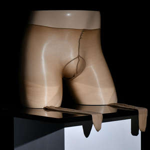 <span class=keywords><strong>2022</strong></span> medias de encaje caliente para <span class=keywords><strong>hombre</strong></span> completamente transparente Sexy encaje mangas de pene pantimedias medias de terciopelo - Product Image 1