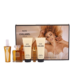 Set di Profumi da Donna di Lusso OEM all'Ingrosso a Lunga Durata, Fragranza Legnosa, Aroma Fresco e Floreale, 100 ml - Product Image 6