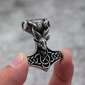 Yunnique – collier avec pendentif en acier inoxydable pour hommes, avec tête de chèvre, design marteau de Thor, pour cadeau, assorti aux vêtements - Product Image 4