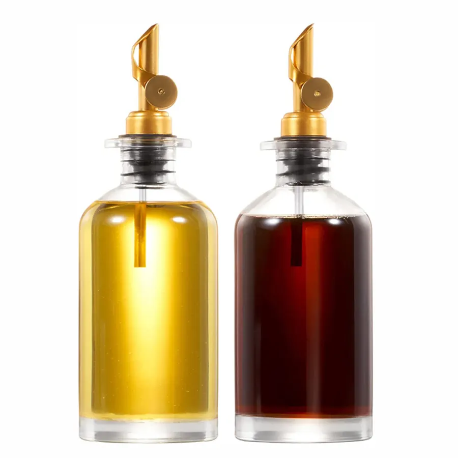 Hot Sale 300 ml 500 ml Oil Dispenser Sauce Olive Oil and Vinegar Dispenser Glass Bottle with Pour Spout