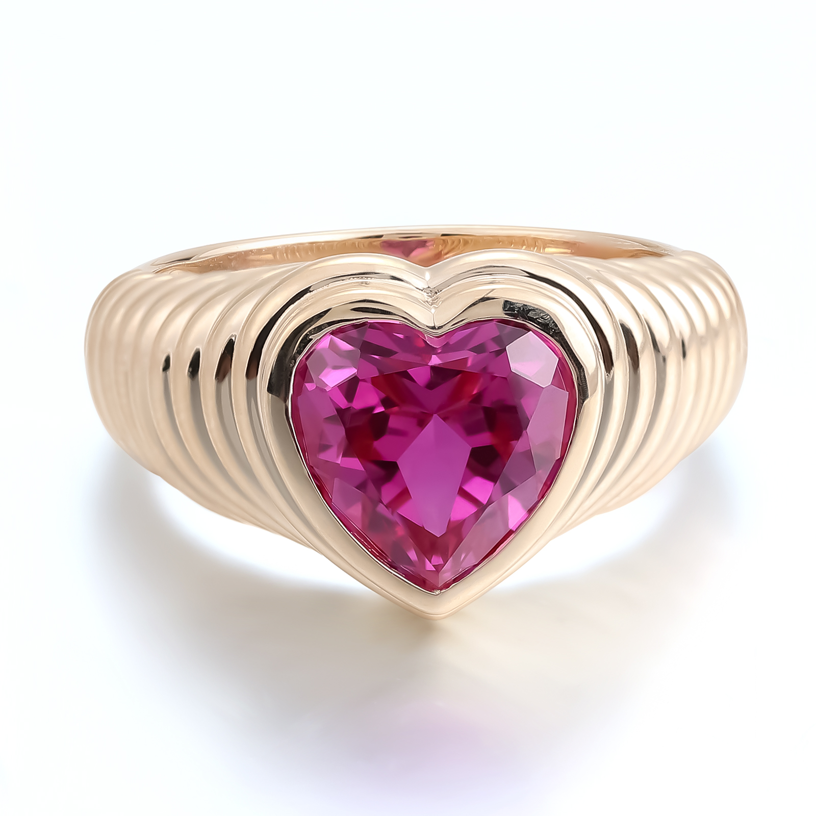 Bague en or jaune 14 carats avec pierre précieuse de laboratoire