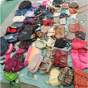 2025 vendita calda borse a tracolla di seconda mano selezionate di alta qualità abbigliamento in balla - Product Image 3