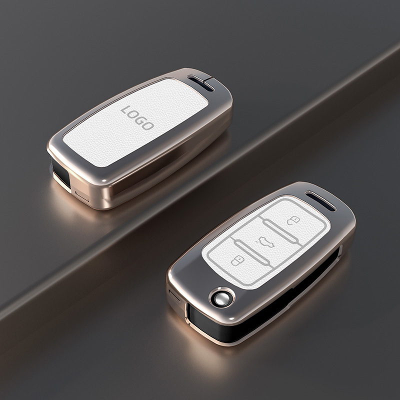 Una funda para llave blanca.