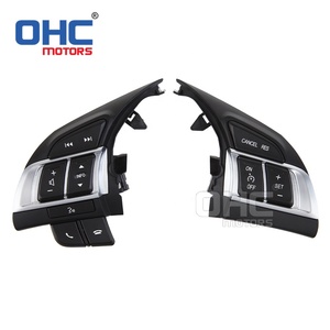 Interruttore di controllo remoto del volante adatto per <span class=keywords><strong>Mazda</strong></span> <span class=keywords><strong>CX</strong></span> 4 5 CX5 <span class=keywords><strong>3</strong></span> CX4 2014 interruttori Audio di controllo del volante dell'auto ohc motors - Product Image 3
