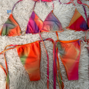 Yanyi Rainbow Print Bikini Heart Accesorios Bikini con Diamond Head Band Bikini Traje de baño - Product Image 1