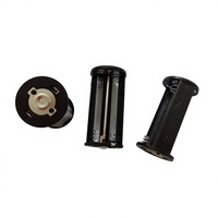 Support et boîtier de rangement cylindrique en plastique noir pour piles GTE 704-AAA 4xAAA UM-4 6V pour lampe de poche/torche