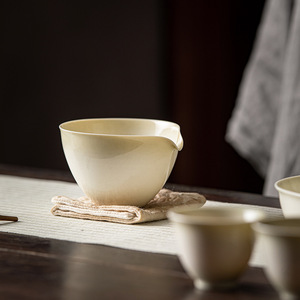 Celadon Glaze Fair Cup Porcelain Wide Mouthed Single Serving Kung Fu <b>Tea</b> <b>Set</b> Without Lid Afternoon <b>Tea</b> Use - Product Image 2