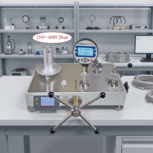 Calibrador de peso muerto digital de pistón HSIN-600 de fábrica, equipo de prueba hidráulica 600 bar, ODM OEM HSIN-600 - Product Image 1
