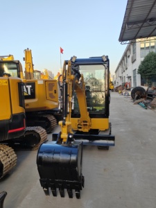 Mini-excavatrice d'occasion de marque CAT, modèle CAT302, pour la construction, en bon état, petite pelle - Product Image 3