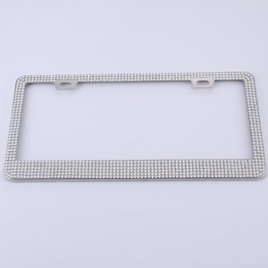 Cadre de plaque d'immatriculation en acier inoxydable incrusté de diamants, à trous carrés, type chaîne, spécifications américaines/canadiennes/américaines du Nord, avec strass en <span class=keywords><strong>cristal</strong></span> - Product Image 4